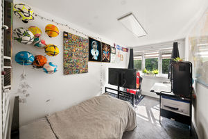 Photo 11- click for photo gallery